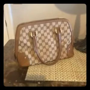 Gucci pocketbook